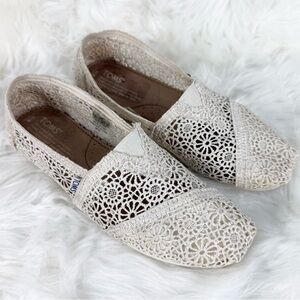 TOMS Women's Cream Morocco Crochet Slip-On Shoes